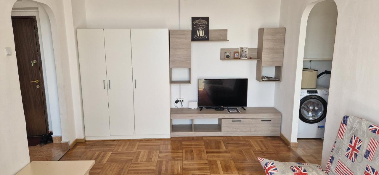 Two Rooms Central 부쿠레슈티 외부 사진
